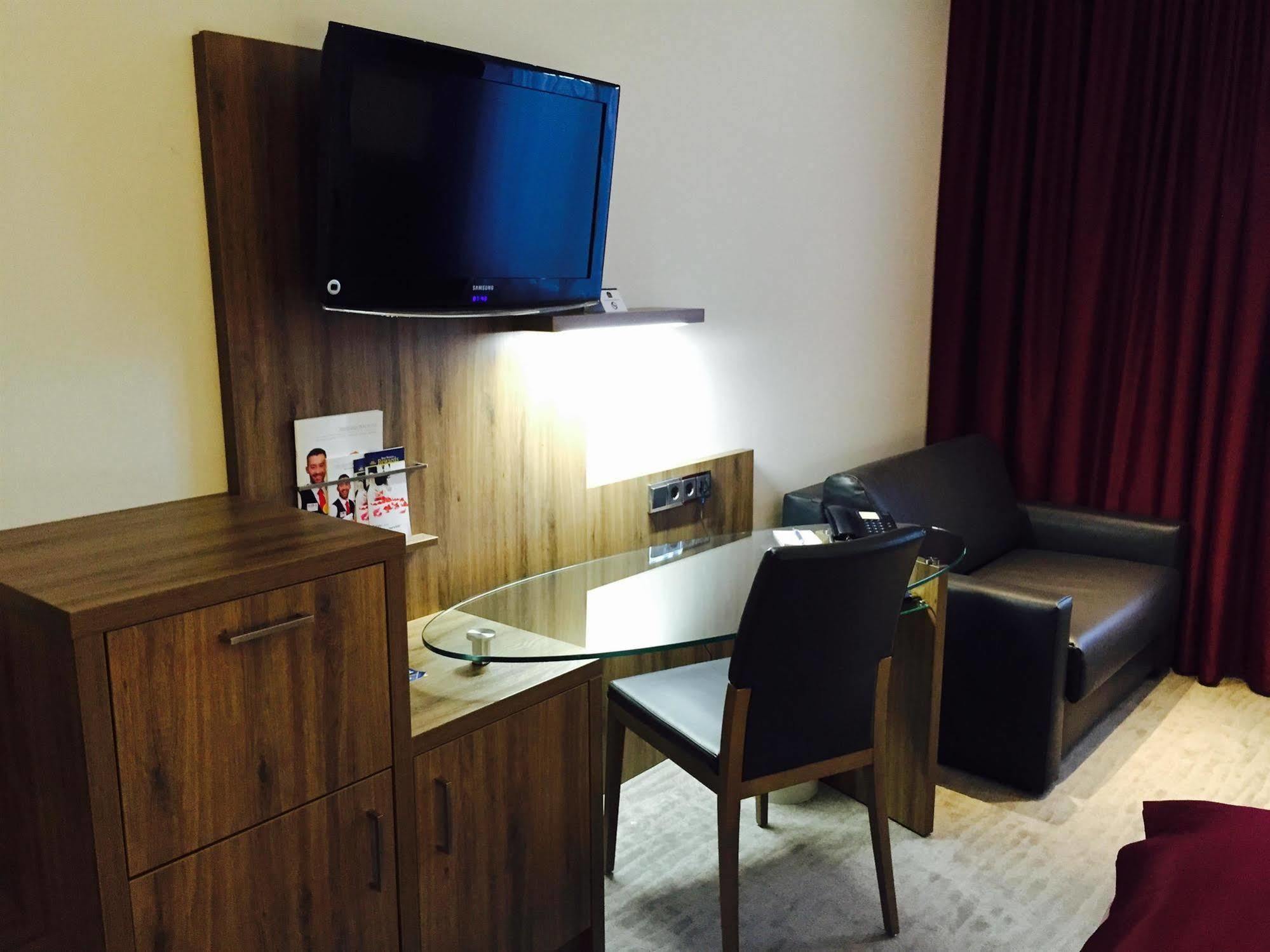 Best Western City Hotel Брауншвейг Экстерьер фото